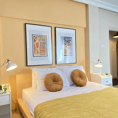 Chic Flat Near Shopping Malls In Sisli شقة